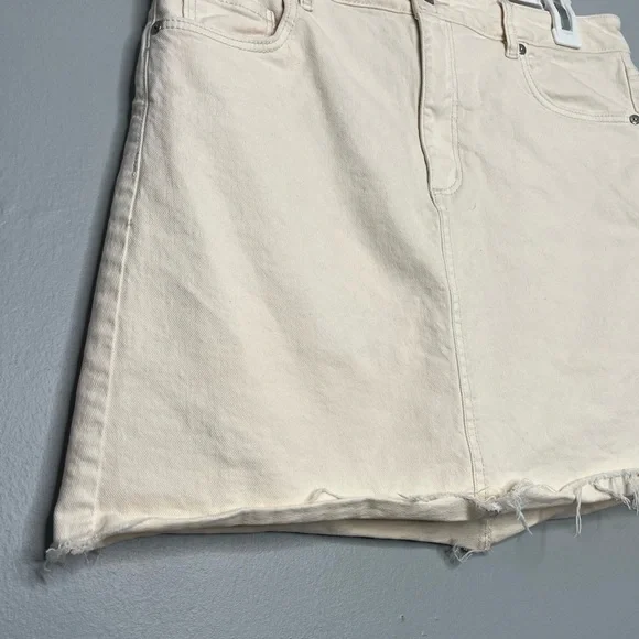 Made and Loved LOFT White Cream Denim Distressed Jean Skirt DD - Picture 4 of 7